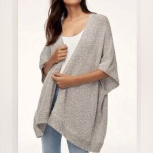 Aritzia Community Salt & Pepper Cape